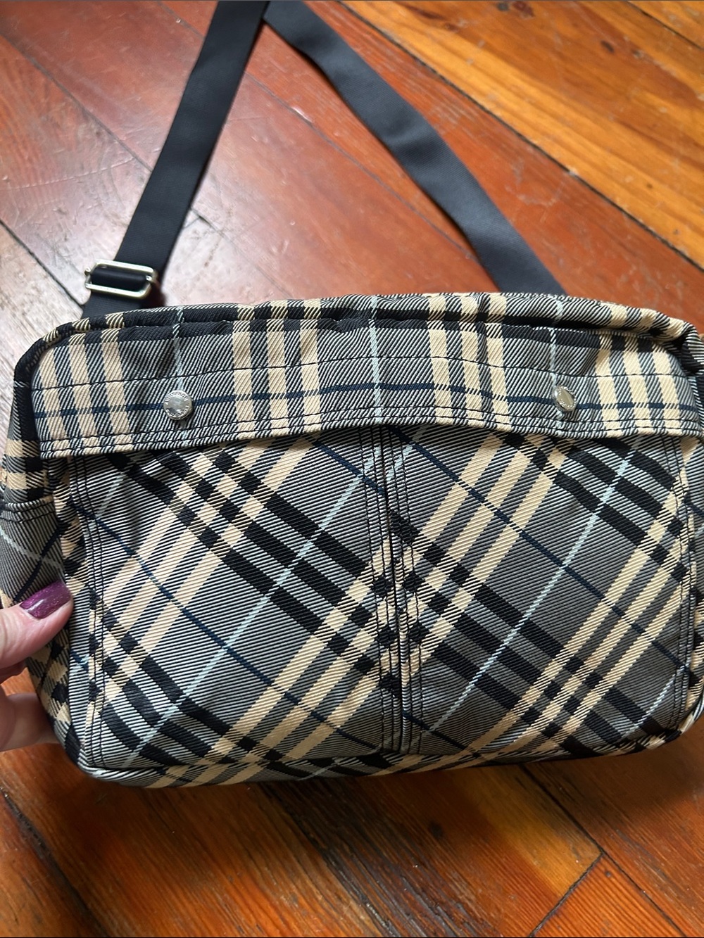 Burberry Blue Label Check Nova Crossing crossbody - Picture 5 of 17